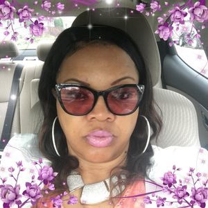 Meet your Posher, Pamela